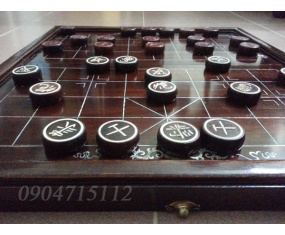 Bàn cờ tướng gỗ gụ - quân gỗ trắc